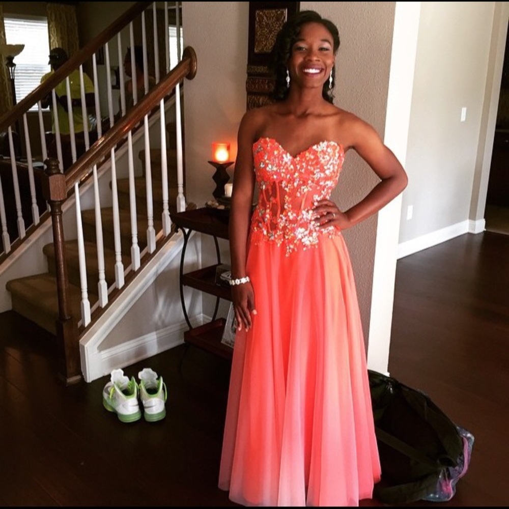 PROM DRESS